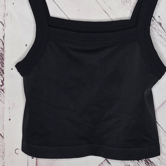 Anthropologie Out From Under Ribbed Cropped Tank Top - Picture 4 of 4